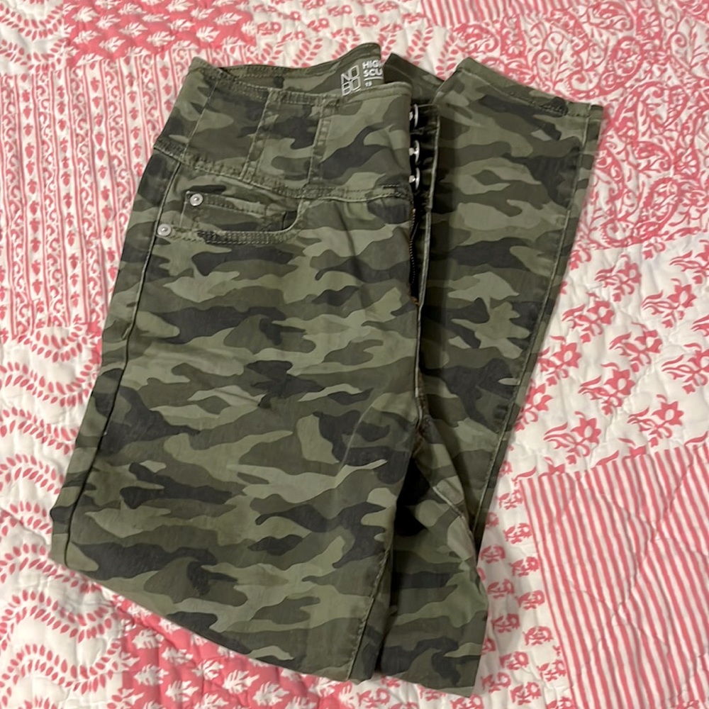 No boundaries camouflage jeans(13)